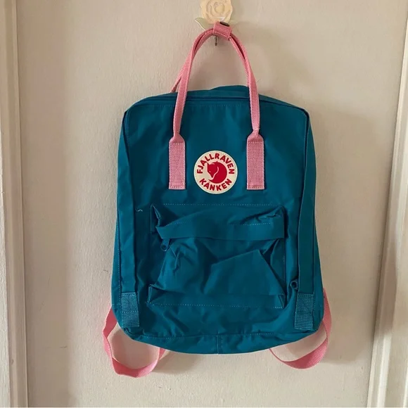 Fjallraven | Bags | Fjallraven Kanken Classic Ocean Green  display picture 2